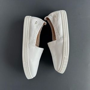 AGL Suzie Slip On White Leather Sneaker NWOB Size 38 (US Size 7.5 or 8)